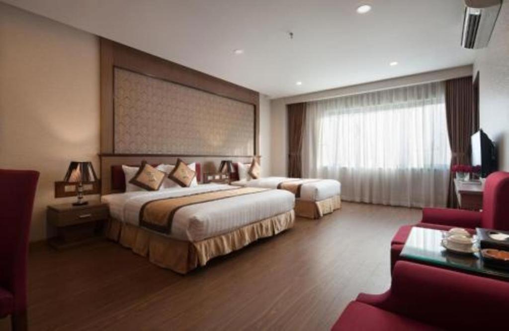 Royal Palace Hotel Tuyen Quang Luaran gambar