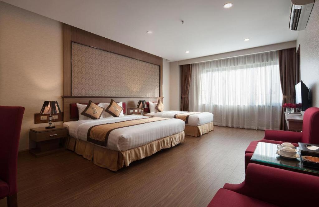 Royal Palace Hotel Tuyen Quang Luaran gambar