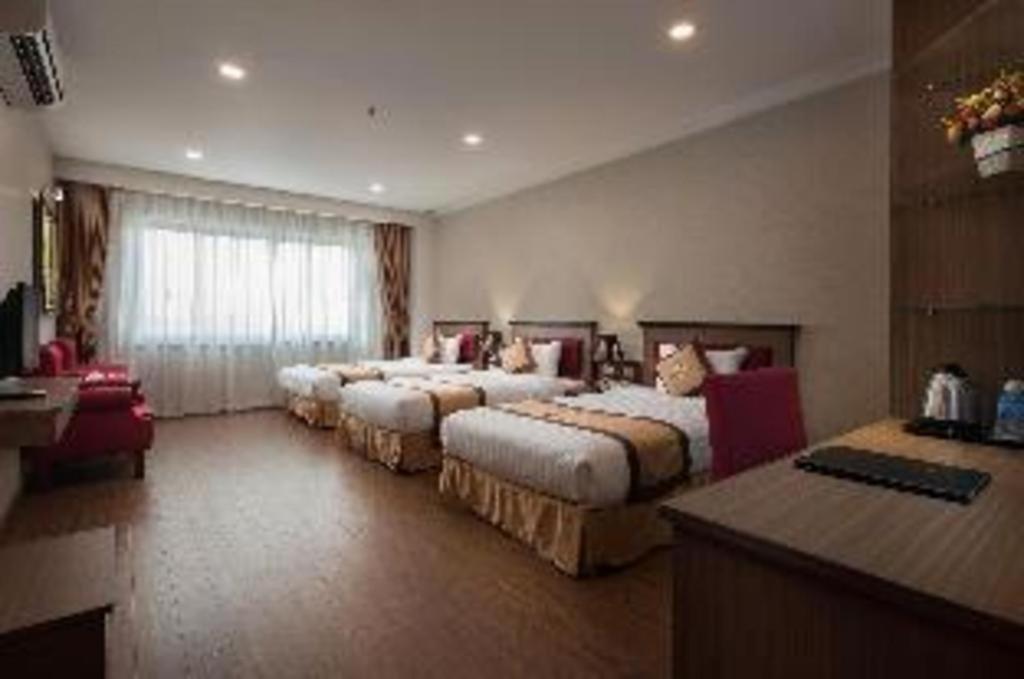Royal Palace Hotel Tuyen Quang Luaran gambar