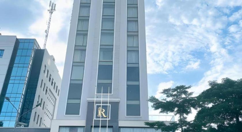 Royal Palace Hotel Tuyen Quang Luaran gambar